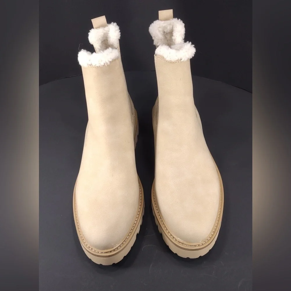 J crew Women's Cream Ankle Boots size 9 pre Owned Exellent condition
